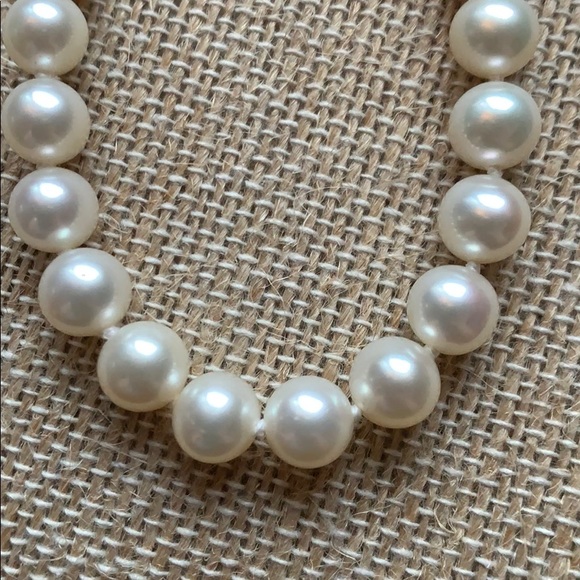 14k Freshwater Pearl Necklace - Picture 5 of 6